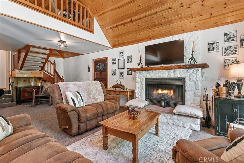 841 Cottage Grove Road