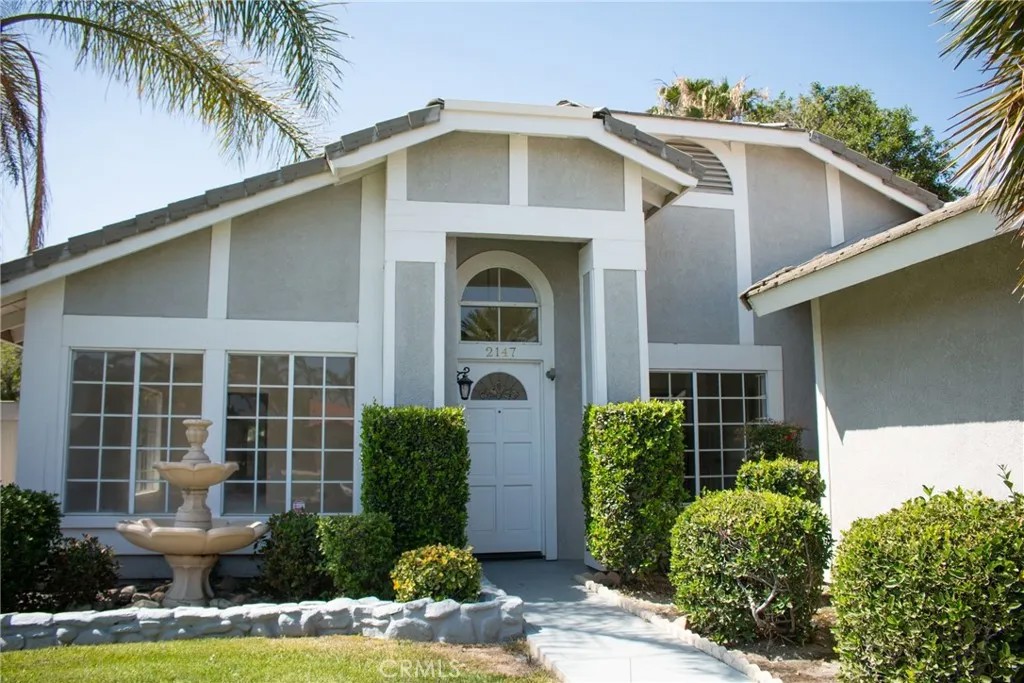 2147 W Fairview Drive
