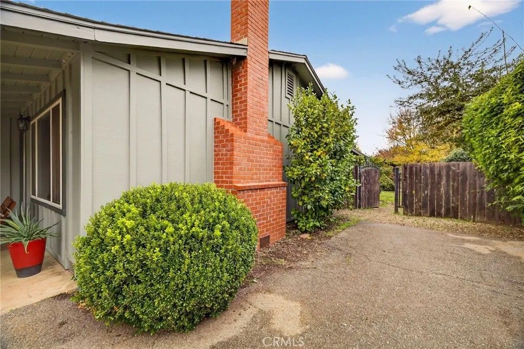 Photo of 3024 Burnap Avenue, Chico, CA 95973 (MLS # SN25271627)