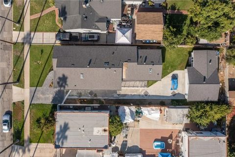 Tiny photo for 1362 Linden Avenue, Glendale, CA 91201 (MLS # GD25238119)