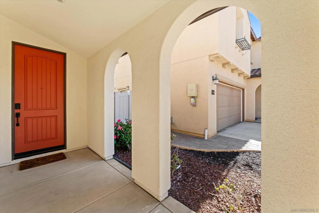 Photo of 675 Grant CT, Vista, CA 92083 (MLS # 260012991)
