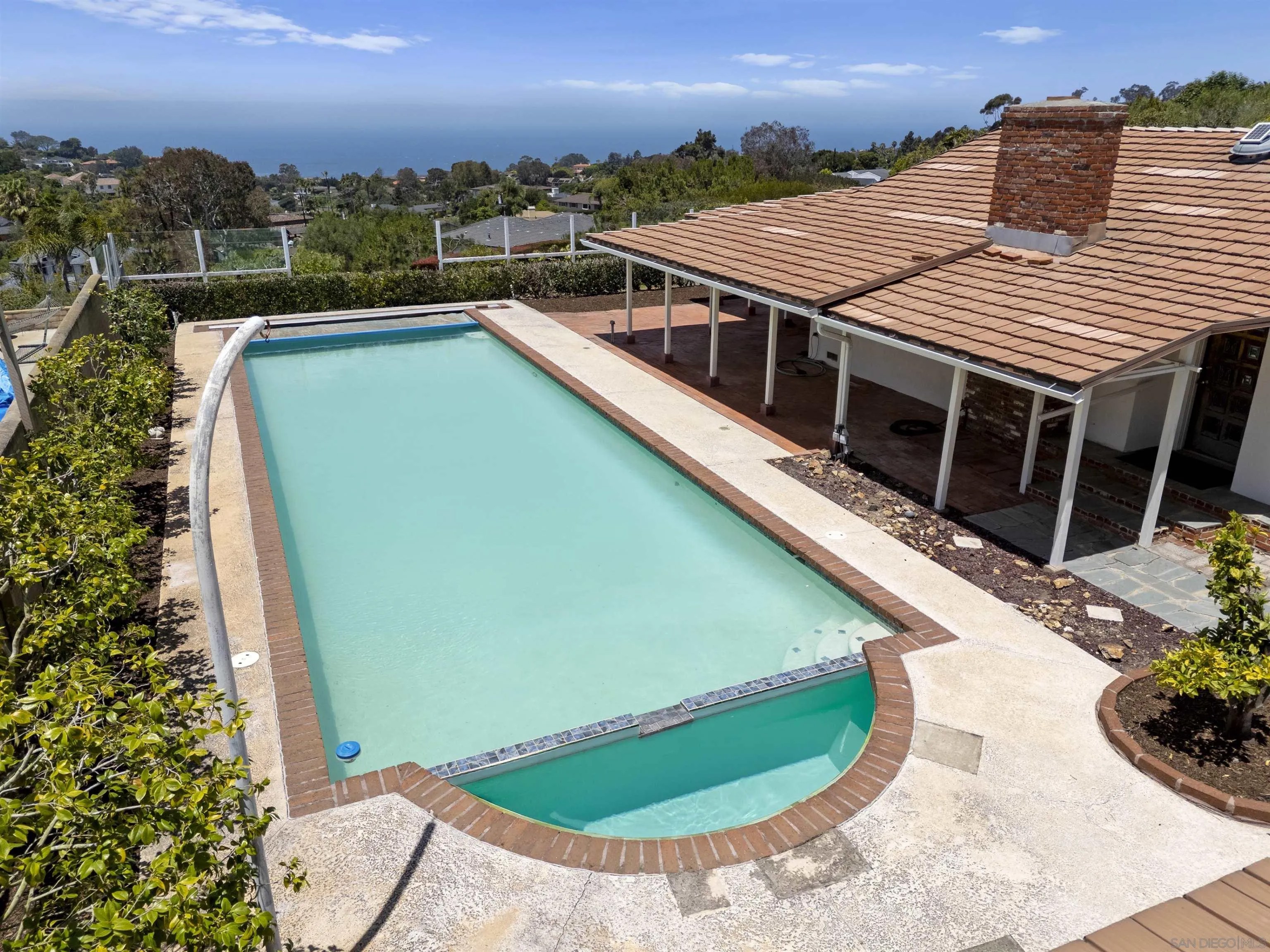 6432 Cardeno Dr