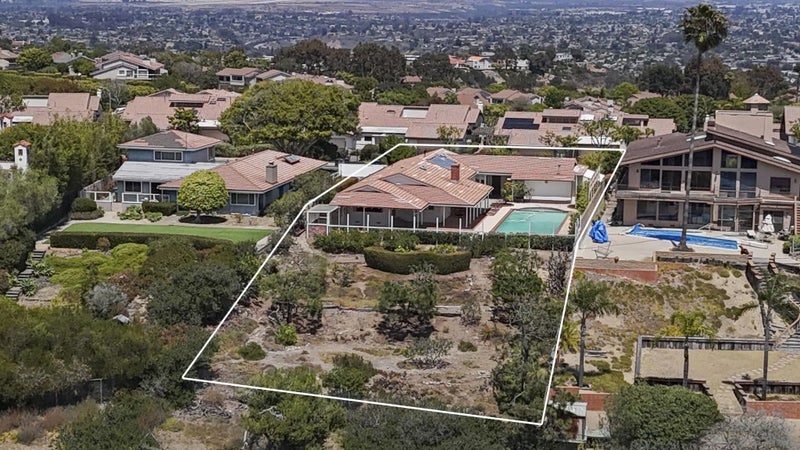 6432 Cardeno Dr