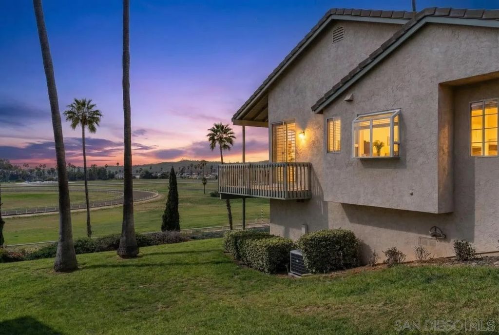 Photo of 56 Via Casitas, Bonsall, CA 92003 (MLS # 260003044)