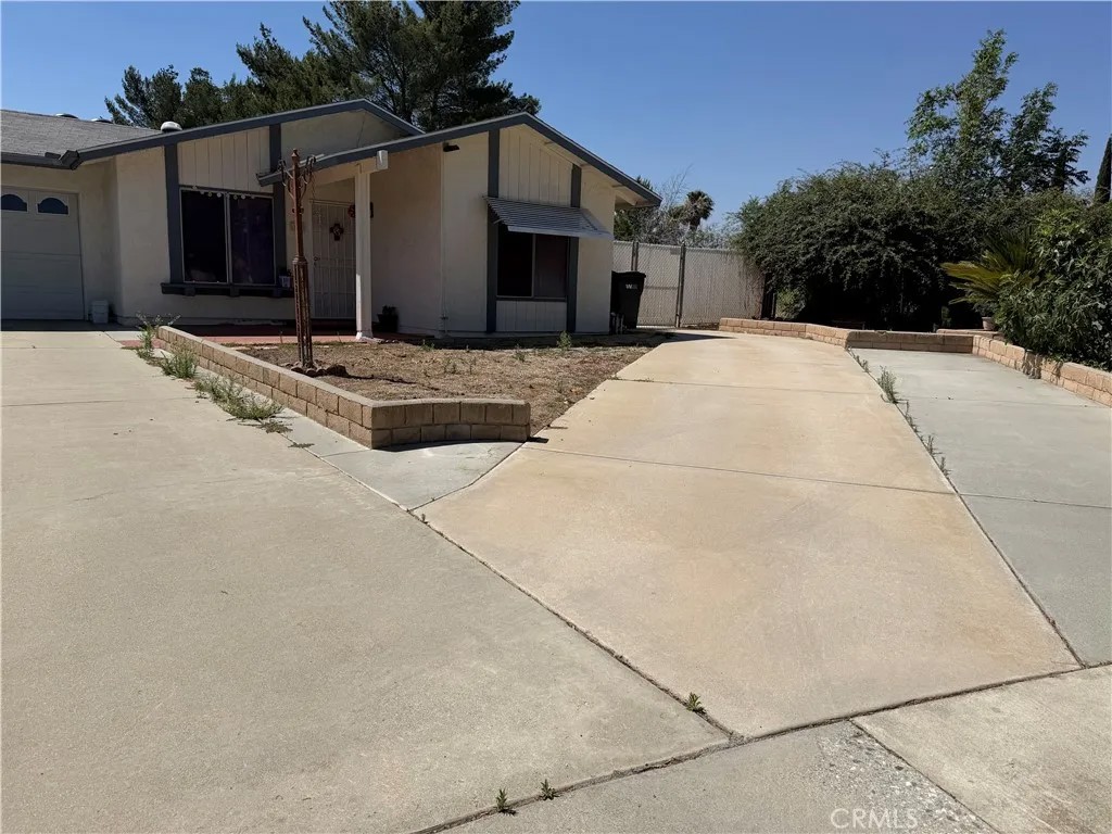 181 Leslie Court