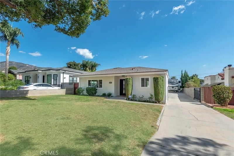 1216 Alameda Avenue