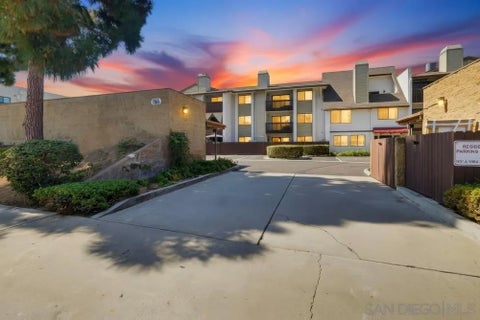 Photo of 166 Third Ave #6, Chula Vista, CA 91910 (MLS # 260022979)