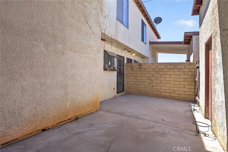2260 E Avenue Q4 62