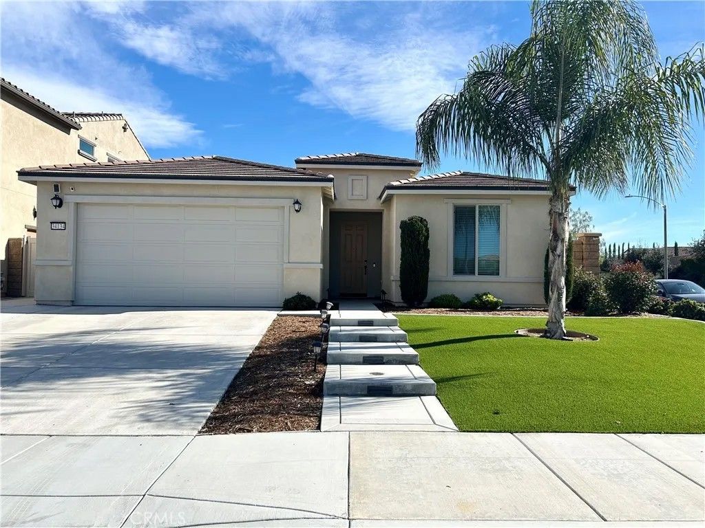 Photo of 34134 Big Sur Drive, Murrieta, CA 92563 (MLS # DW26010065)