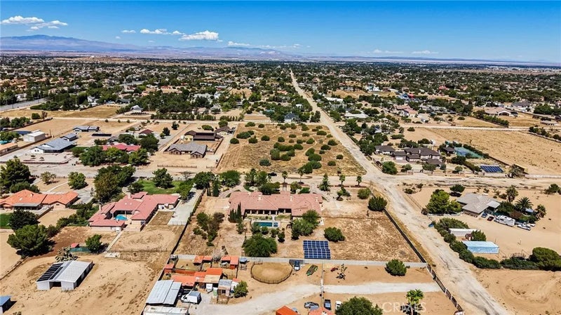 2701 W O-8