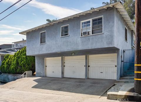 Tiny photo for 3735 Arbolada, Los Angeles, CA 90027 (MLS # SR25241224)