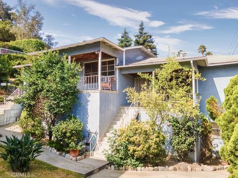 Tiny photo for 3735 Arbolada, Los Angeles, CA 90027 (MLS # SR25241224)