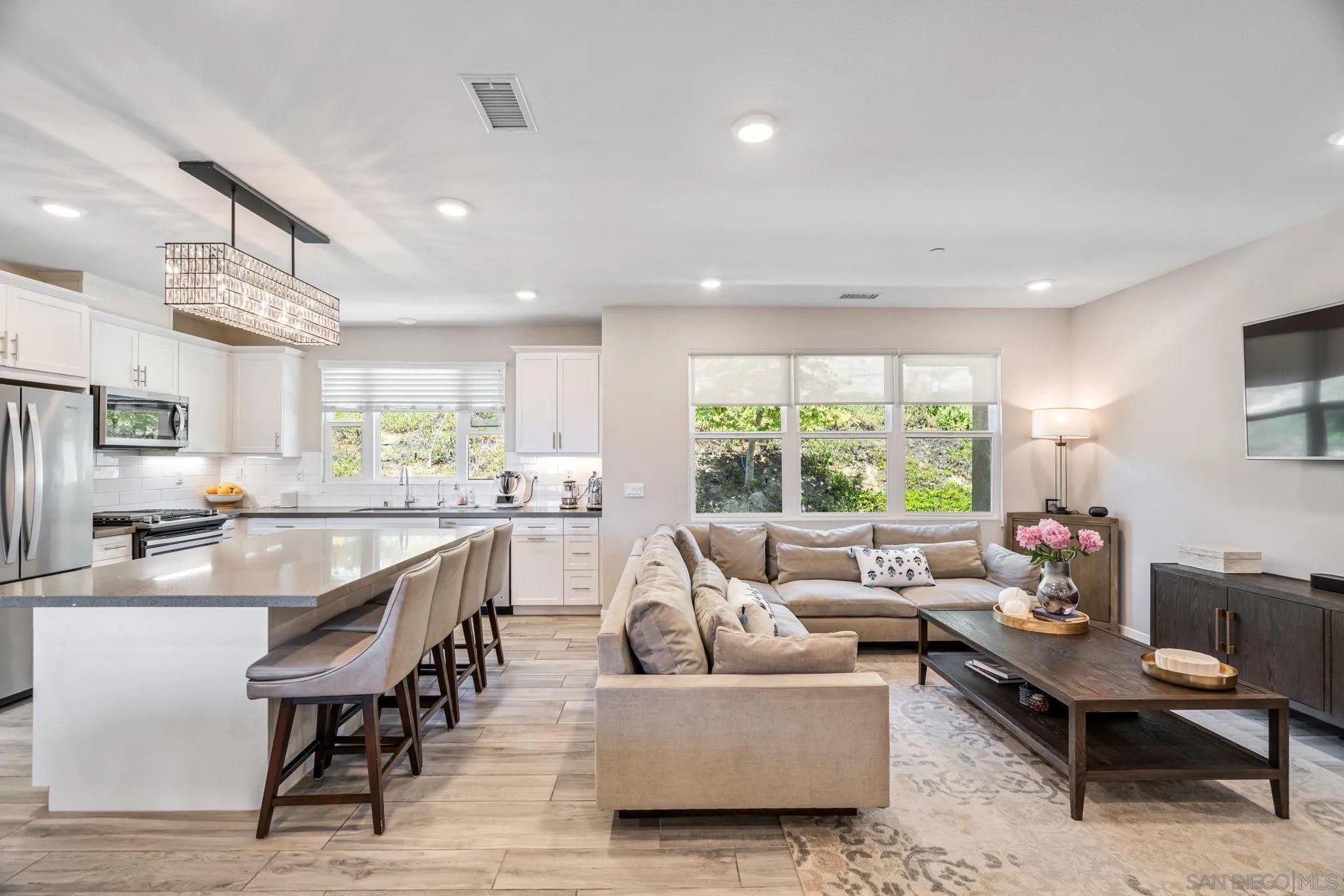 2836 Via Alta Pl