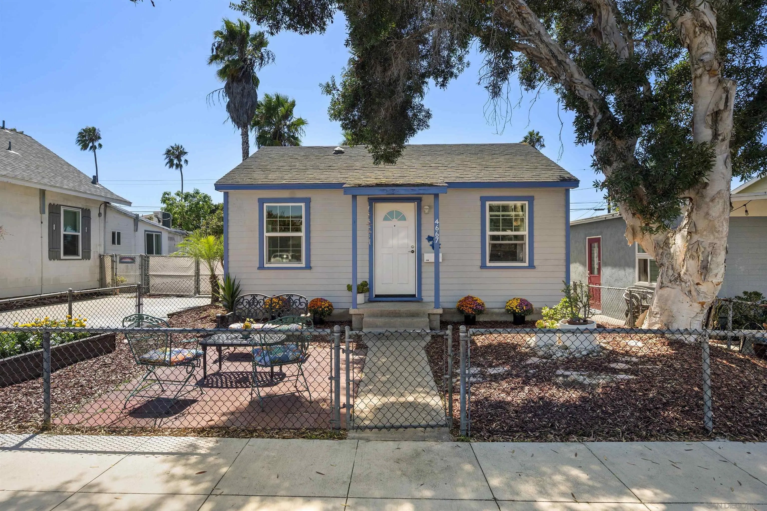 4667 Lotus Street