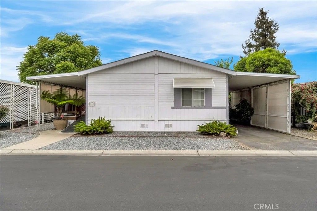 Photo of 1218 E Cleveland Ave #142, Madera, CA 93638 (MLS # FR26065103)