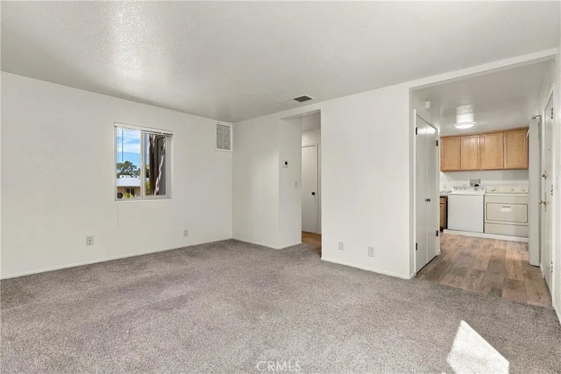 5525 Capistrano