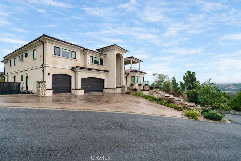 Photo of 5350 Avenida De Michelle, Yorba Linda, CA 92887 (MLS # PW26002792)