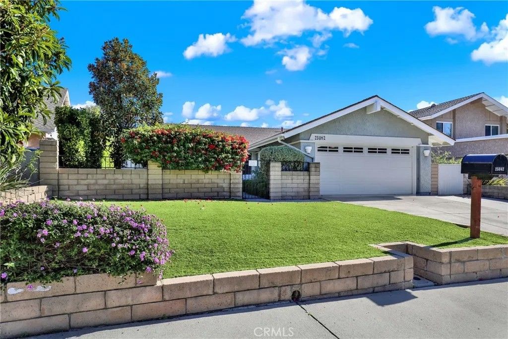 Photo of 25042 Wilkes Pl, Laguna Hills, CA 92653 (MLS # OC25281793)