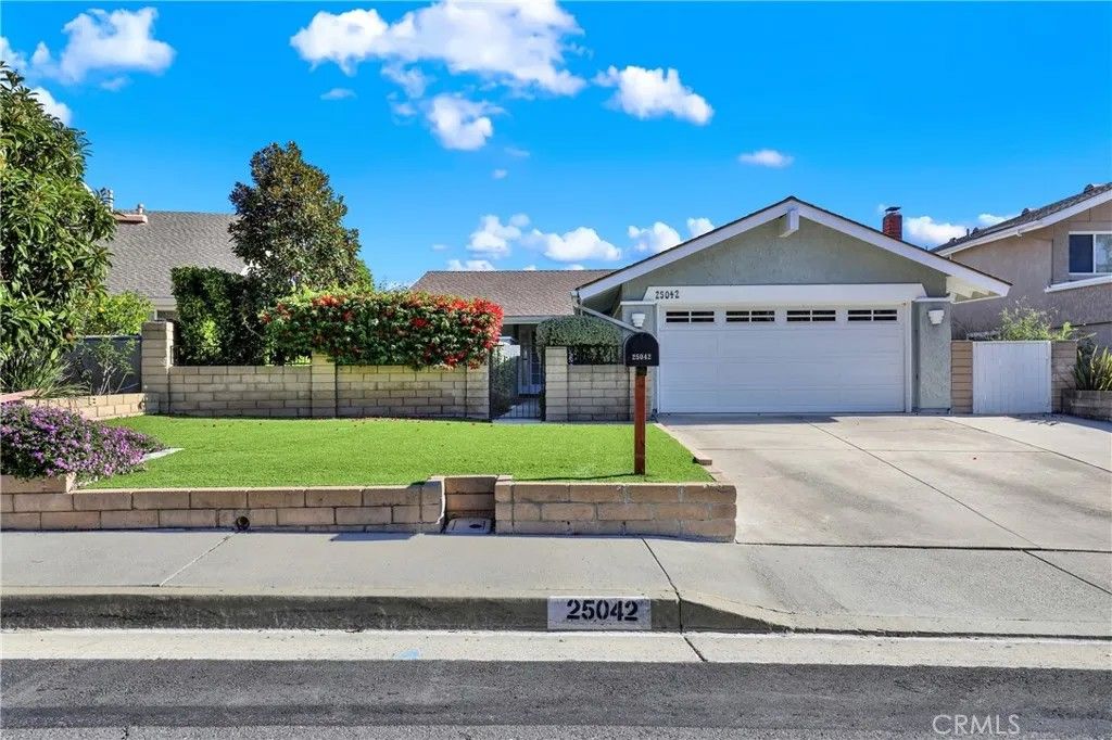 Photo of 25042 Wilkes Pl, Laguna Hills, CA 92653 (MLS # OC25281793)