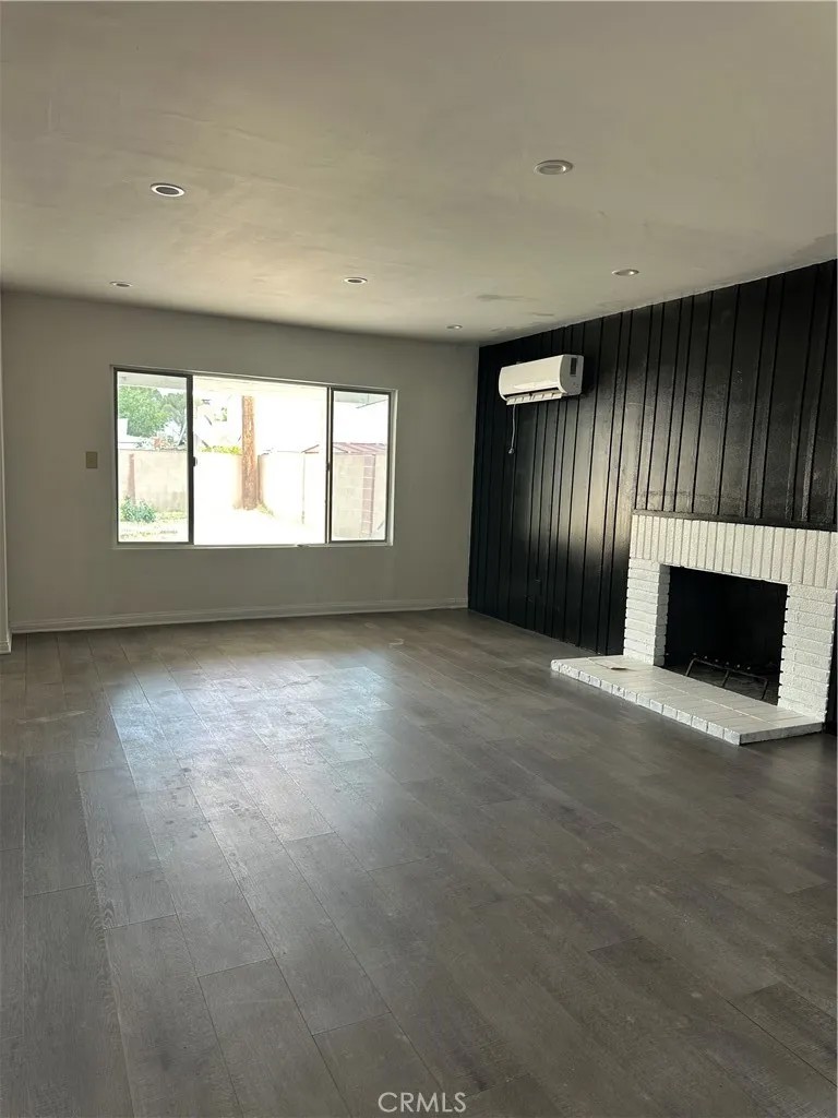 45208 17th West