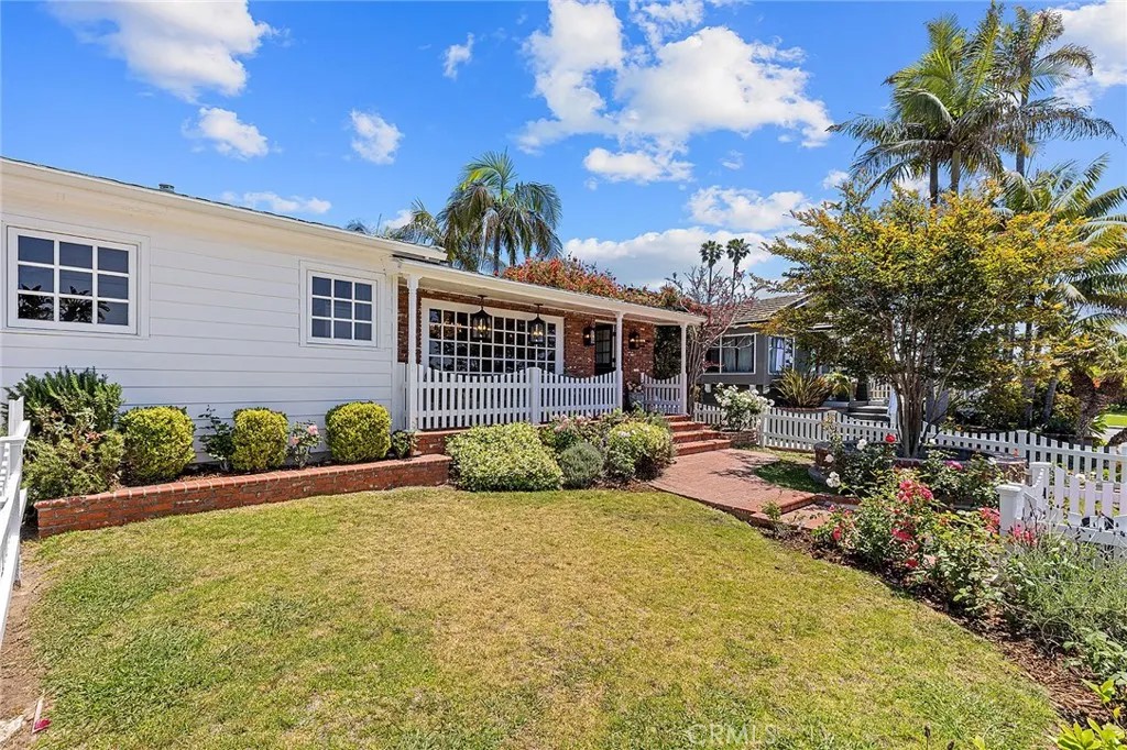 230 Esplanade