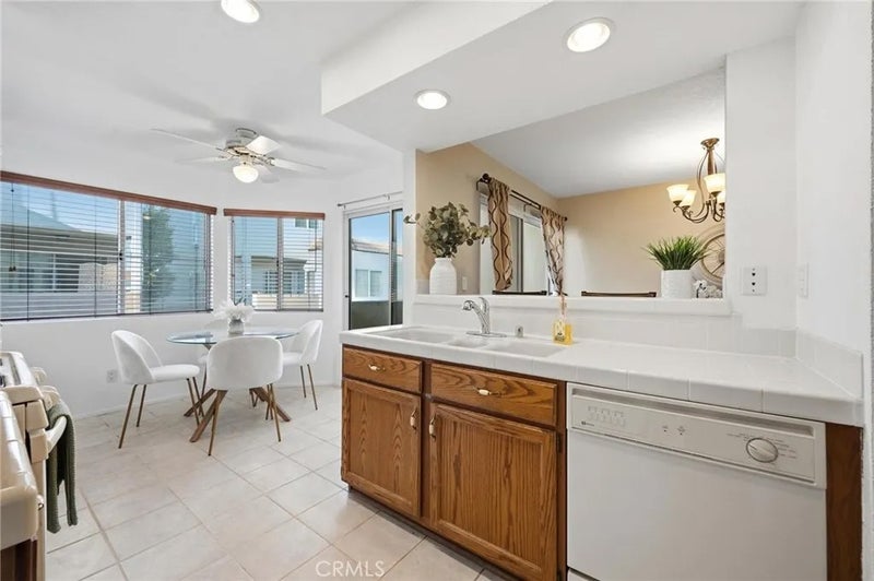 5455 Sylmar 1402