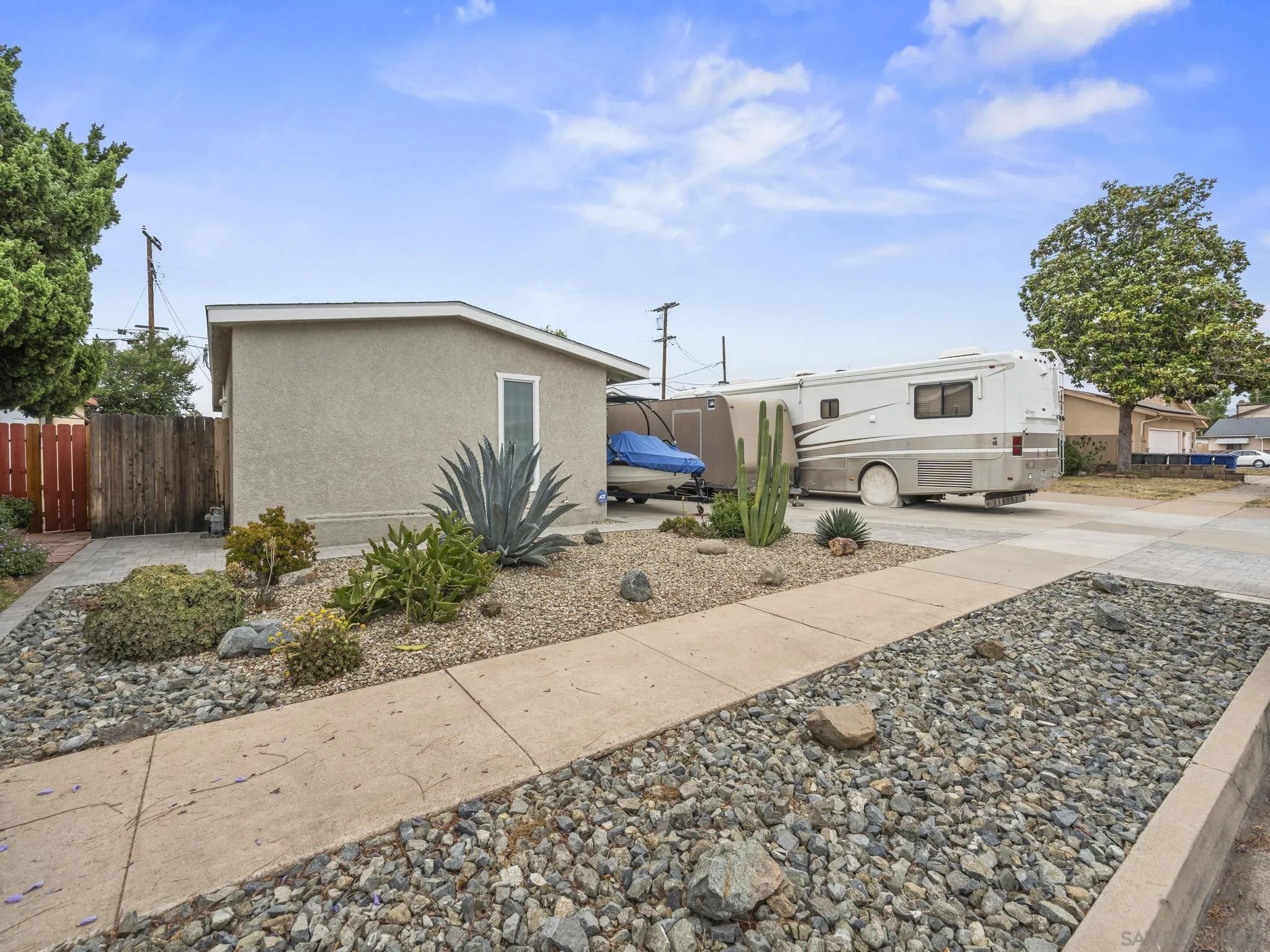 672 Brockwood Dr.
