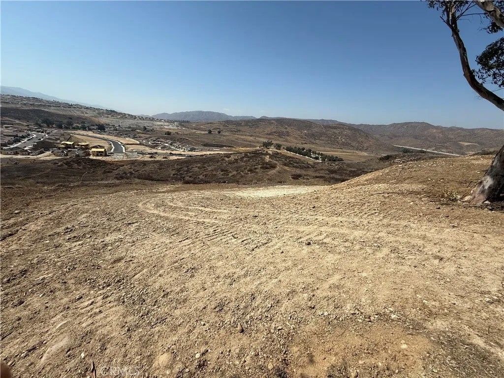 Photo of 0 Gunder Ave, Lake Elsinore, CA 92530 (MLS # SW25183631)