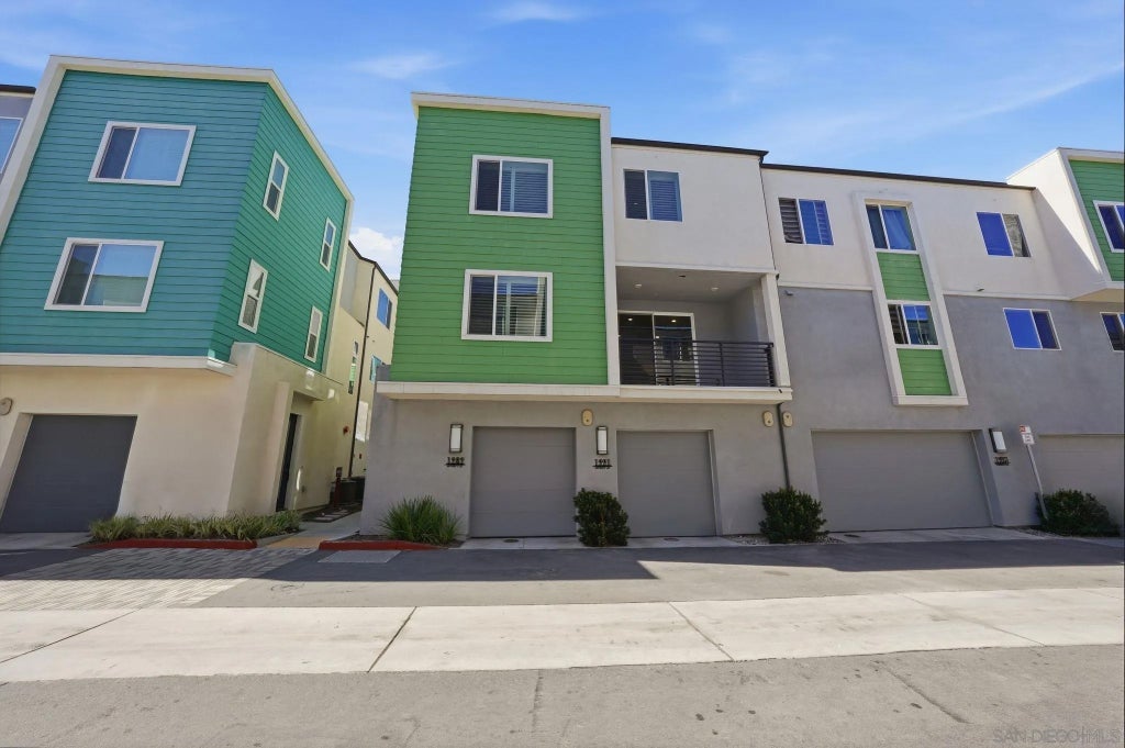 Photo of 1989 Affinity Lane, Chula Vista, CA 91915 (MLS # 260016467)
