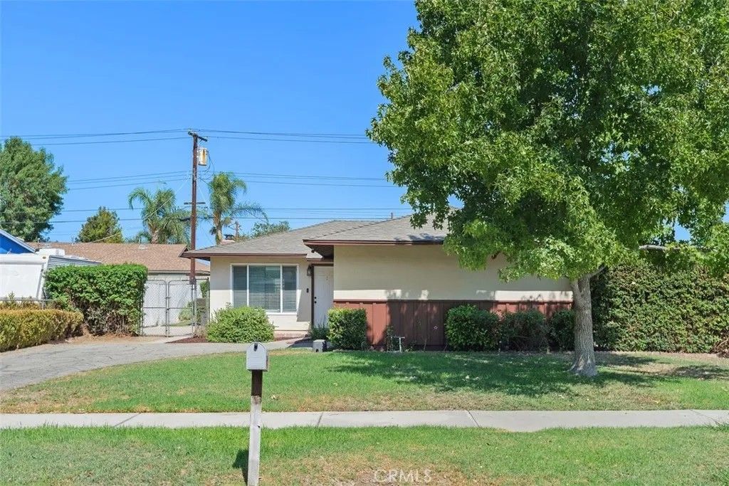 Photo of 4117 Bel Air St, Riverside, CA 92503 (MLS # IV26013708)