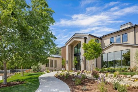 Tiny photo for 24105 HIDDEN RIDGE Road, Hidden Hills, CA 91302 (MLS # SR26009564)