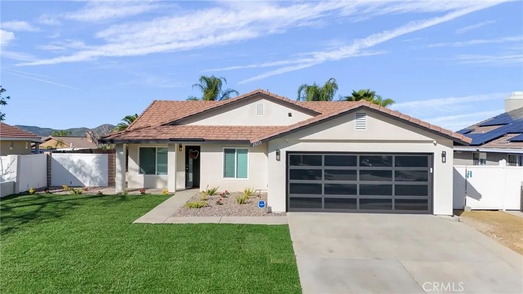Photo of 28153 Cannon Dr, Menifee, CA 92585 (MLS # CV26013334)