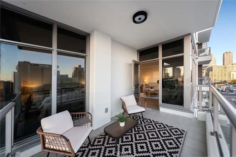 Tiny photo for 575 6th Avenue #708, San Diego, CA 92101 (MLS # PW25239827)