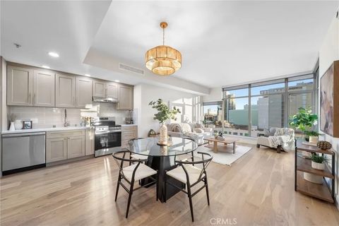 Tiny photo for 575 6th Avenue #708, San Diego, CA 92101 (MLS # PW25239827)