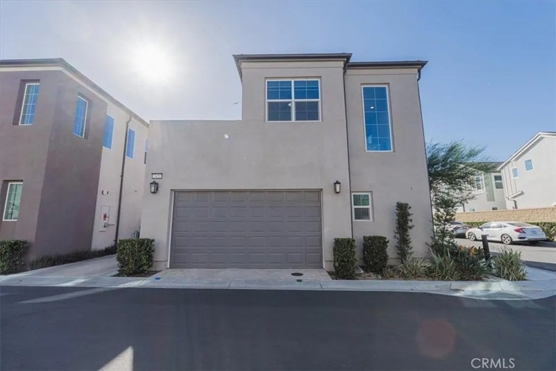 2422 E Encanto Paseo