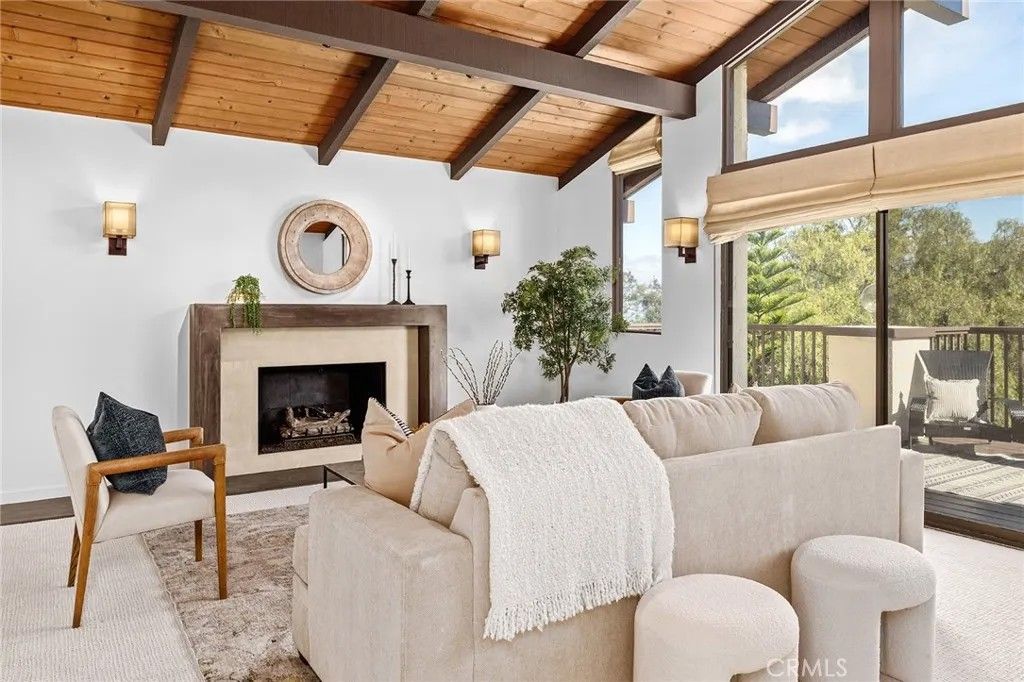 Photo of 4405 Via Valmonte, Palos Verdes Estates, CA 90274 (MLS # SB26037488)