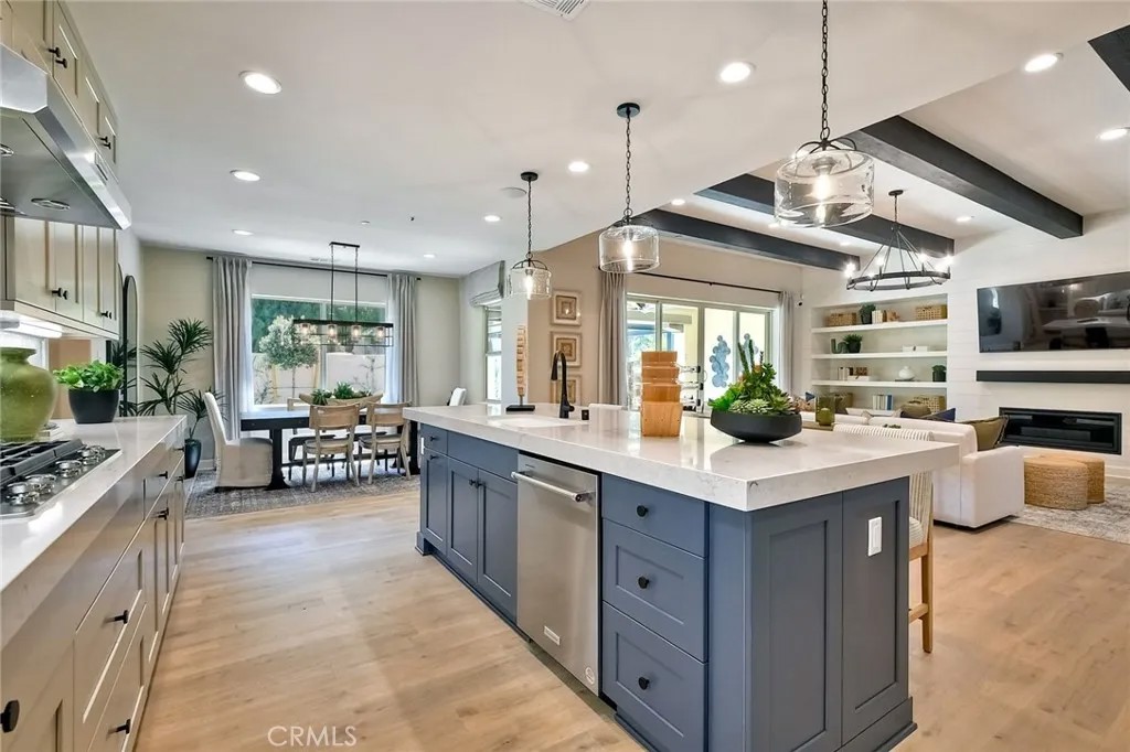3002 Mesa Glen