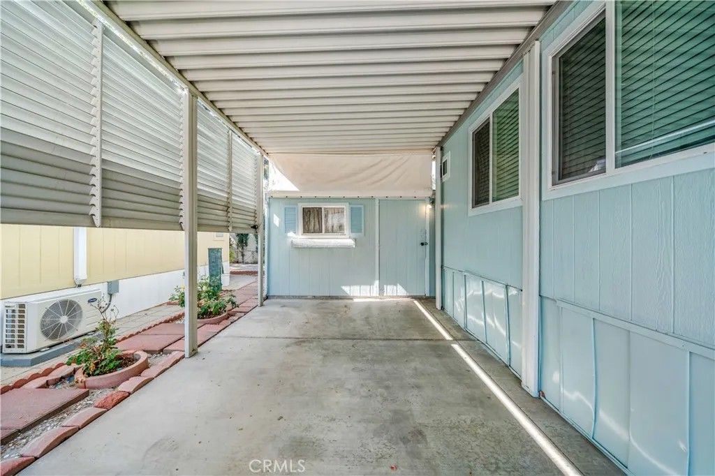 Photo of 842 Acorn Drive, San Jacinto, CA 92583 (MLS # SW25089599)