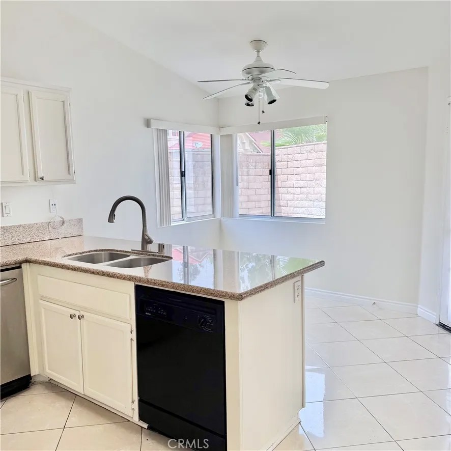 15376 Sandhurst
