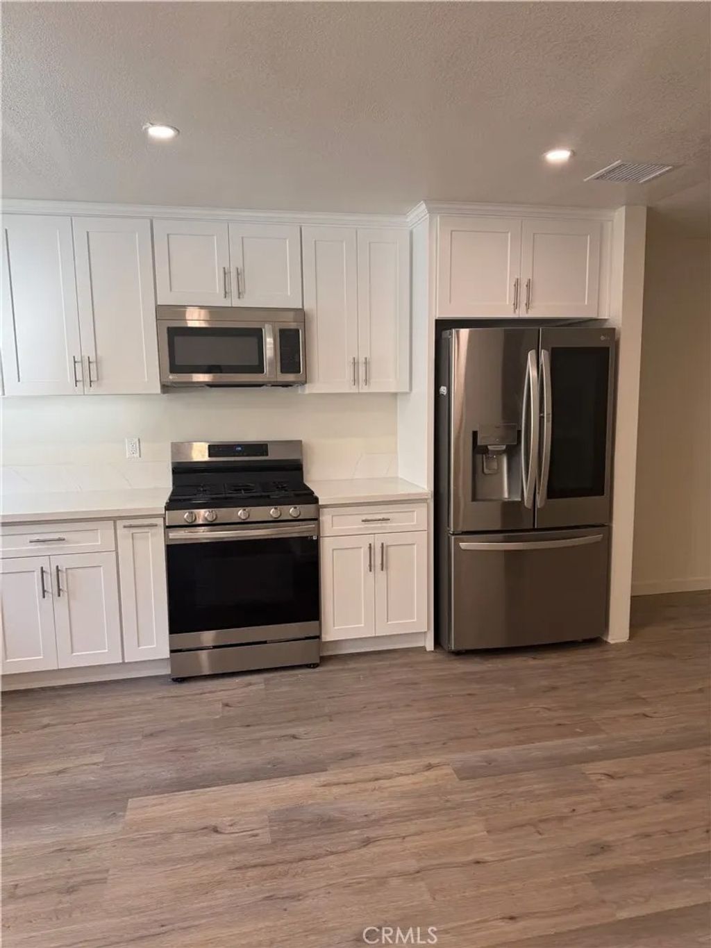 Photo of 10215 Variel Avenue #25, Chatsworth, CA 91311 (MLS # SR26079394)