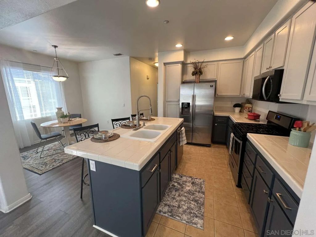 Photo of 362 Borden Rd, San Marcos, CA 92069 (MLS # 250032317)