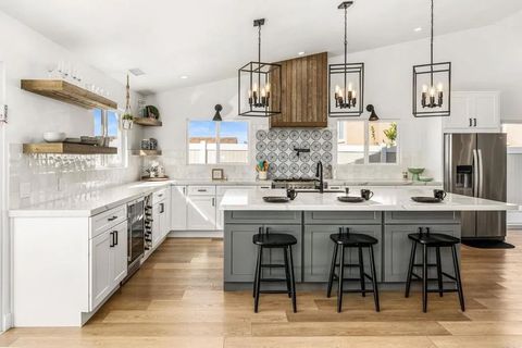 Photo of 241 Richard Court, Oceanside, CA 92056 (MLS # NDP2601289)