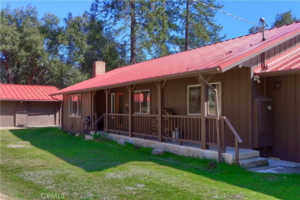 5840 Evergreen Lane