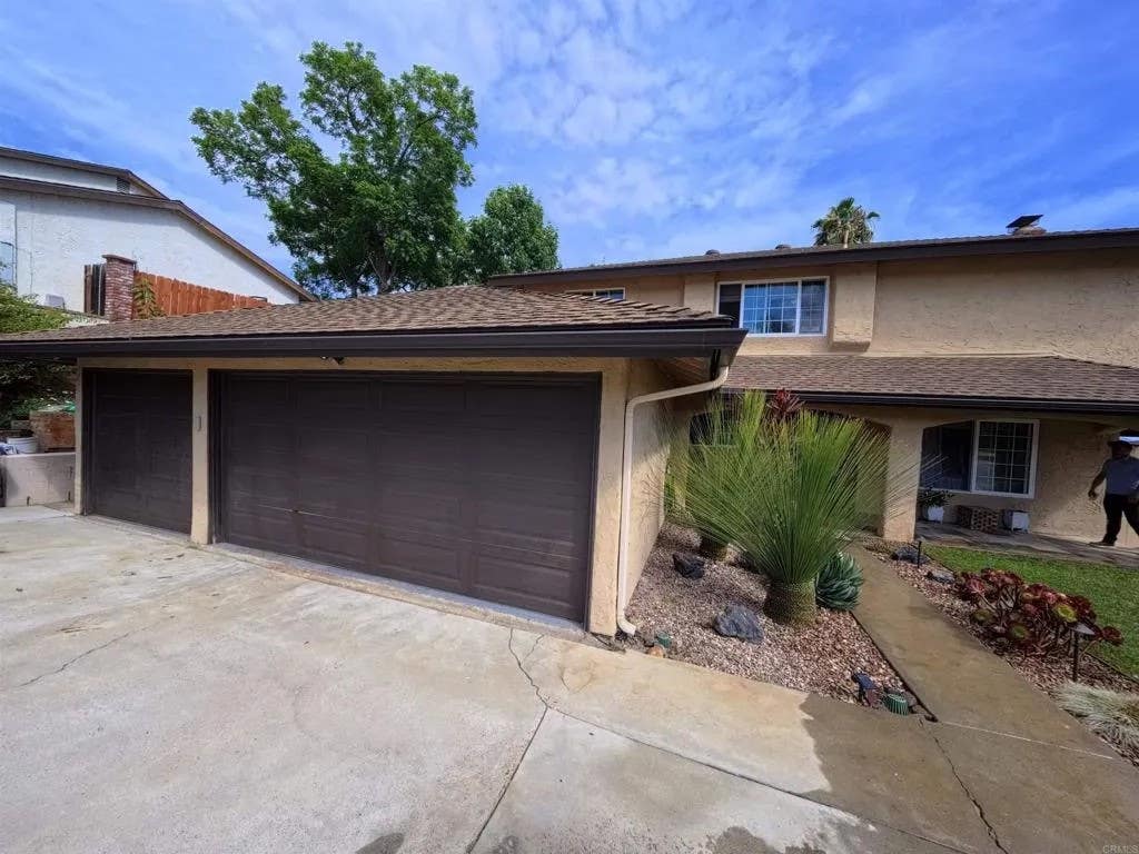 Photo of 815 Sheridan Avenue, Escondido, CA 92026 (MLS # PTP2605308)