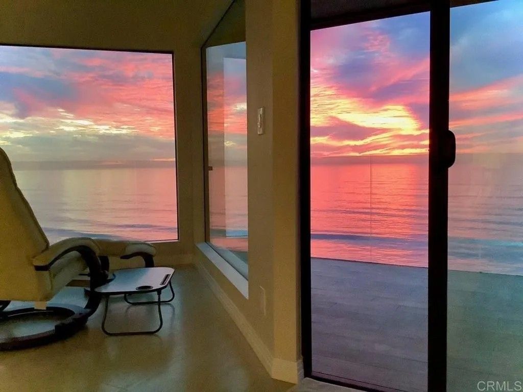 Photo of 239 S Helix Ave 26 Ave #26, Solana Beach, CA 92075 (MLS # NDP2509412)