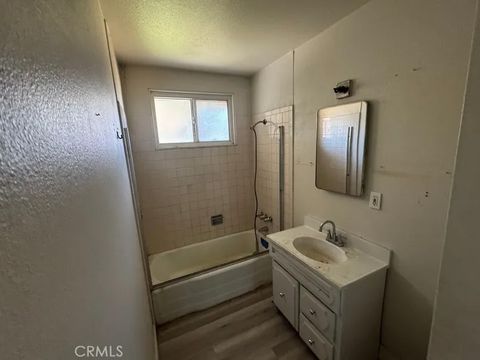 Tiny photo for 510 W Hacienda Dr, Corona, CA 92882 (MLS # PW25244912)