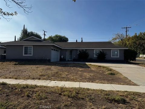 Tiny photo for 510 W Hacienda Dr, Corona, CA 92882 (MLS # PW25244912)
