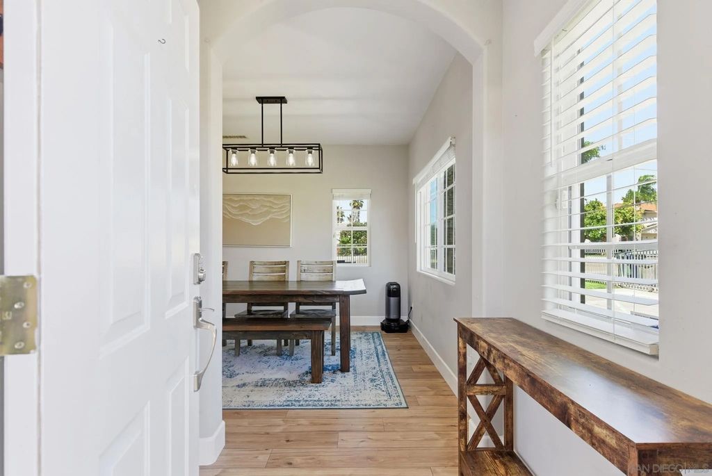 Photo of 908 Florence St, Imperial Beach, CA 91932 (MLS # 2600413)