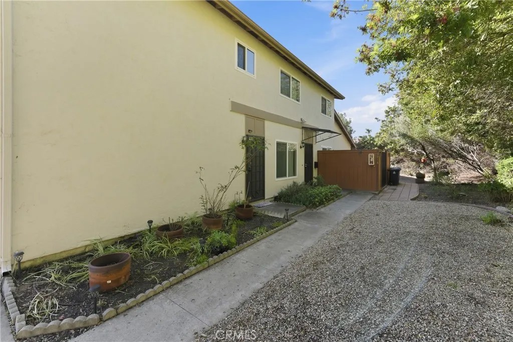 9916 Paseo Montalban