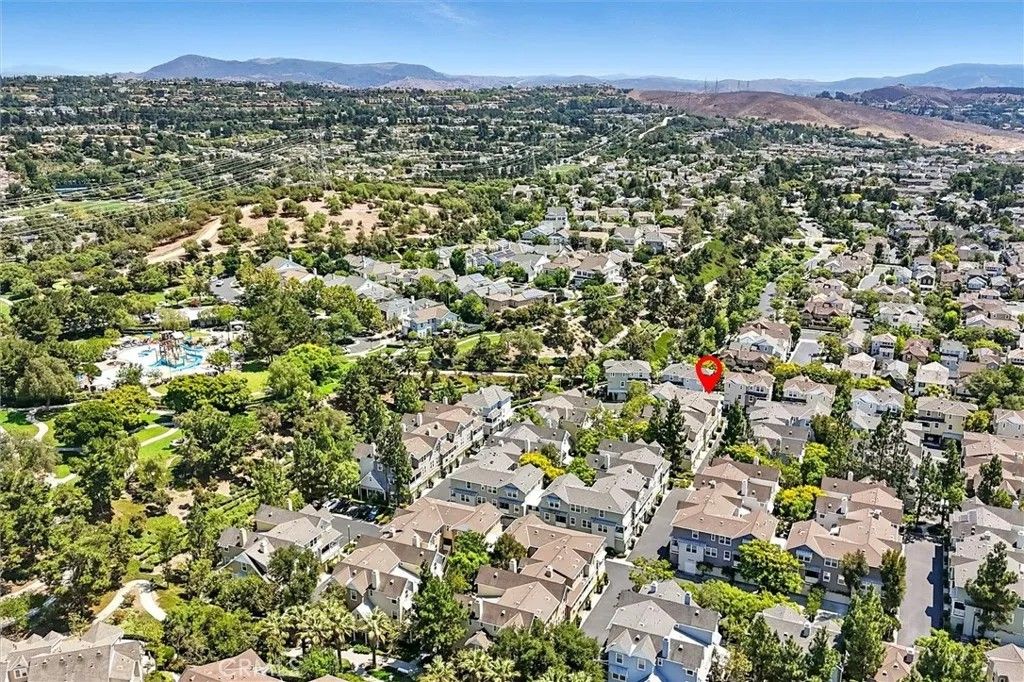 Photo of 57 Hinterland Way, Ladera Ranch, CA 92694 (MLS # OC25280816)